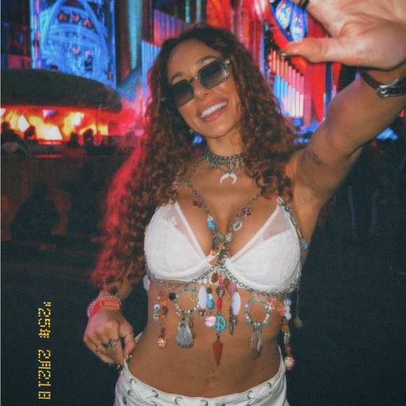 Handmade trinket chain bra - Picture 4 of 5